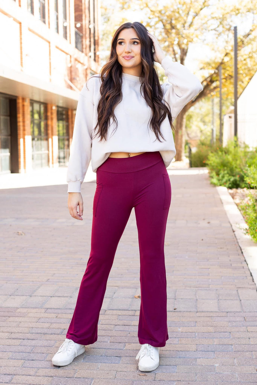 Maroon bootcut leggings with pockets