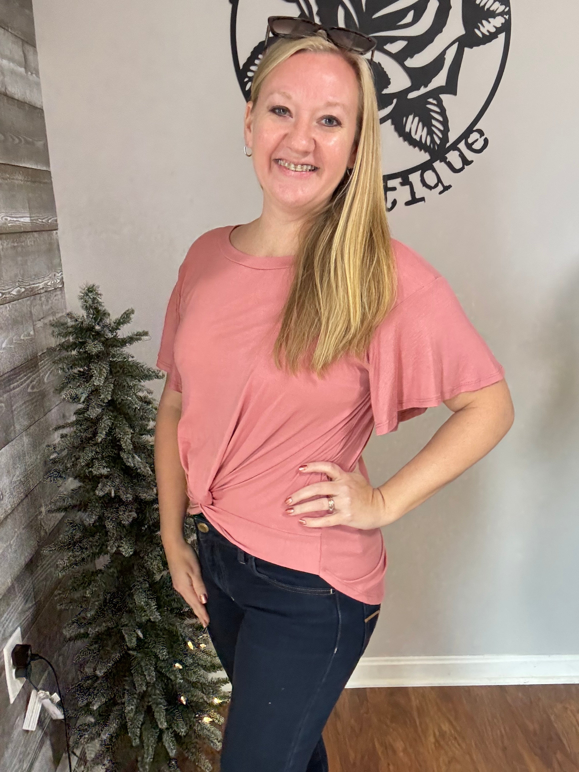 Dusty rose front twist top. S