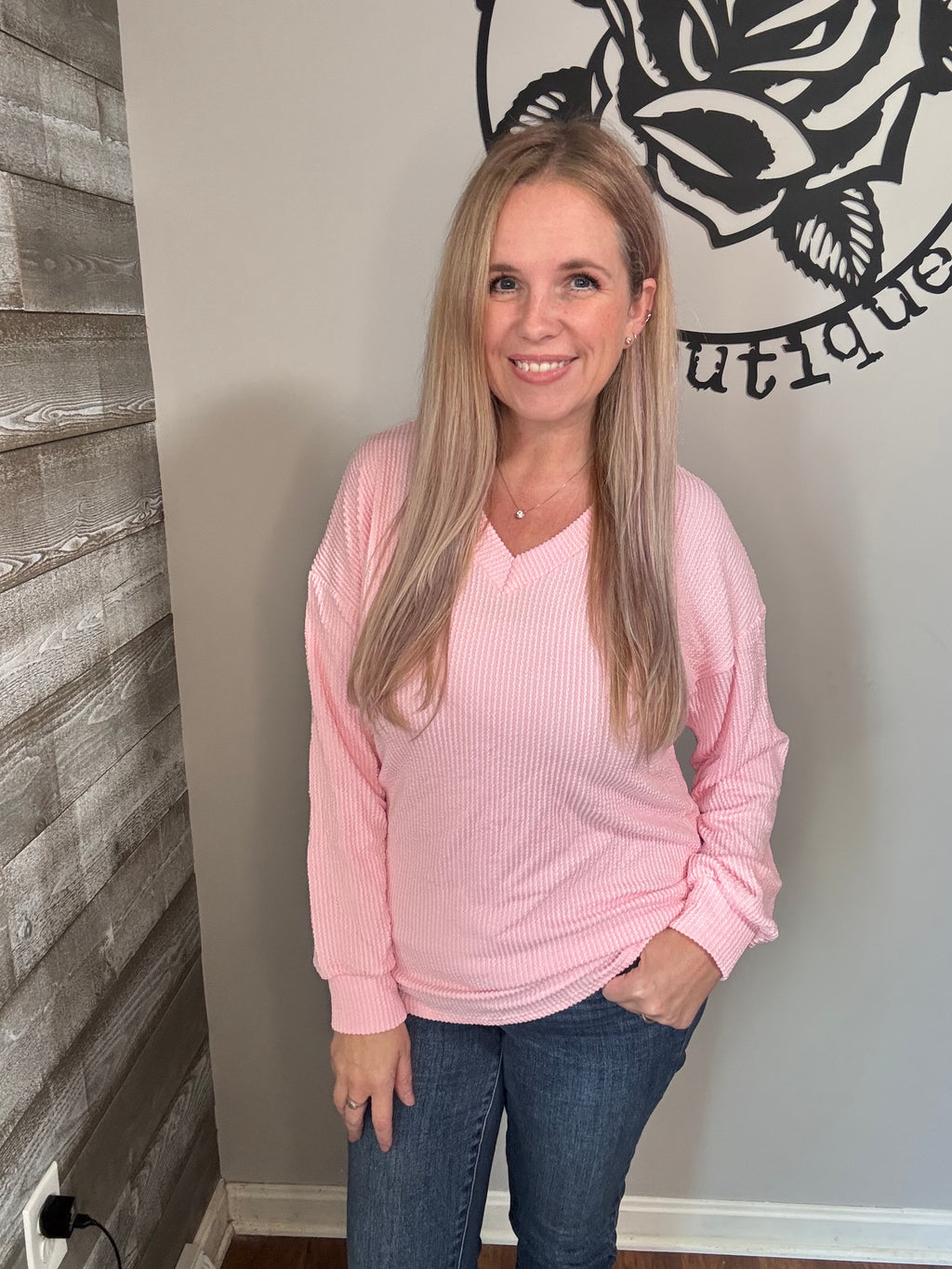 Pink urban ribbed v neck top. S/m/l