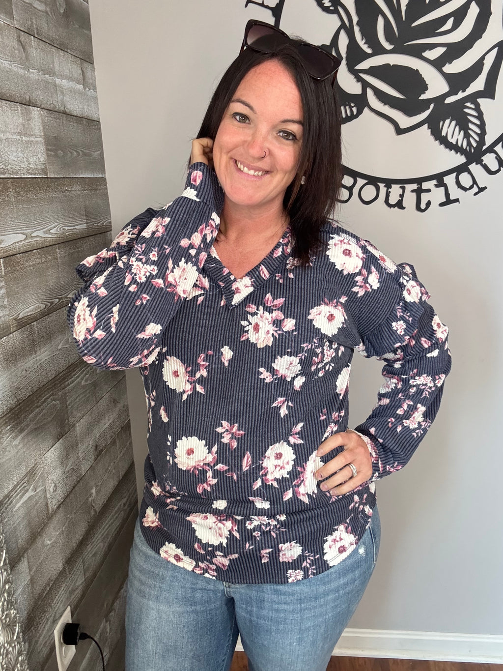 Navy floral urban ribbed top. S&l