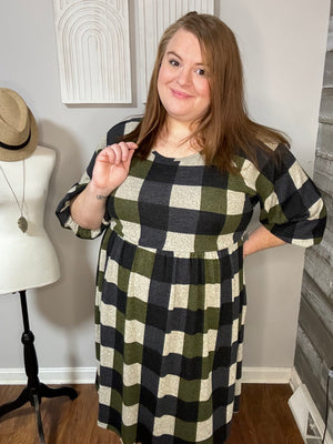 Olive plaid midi dress. S