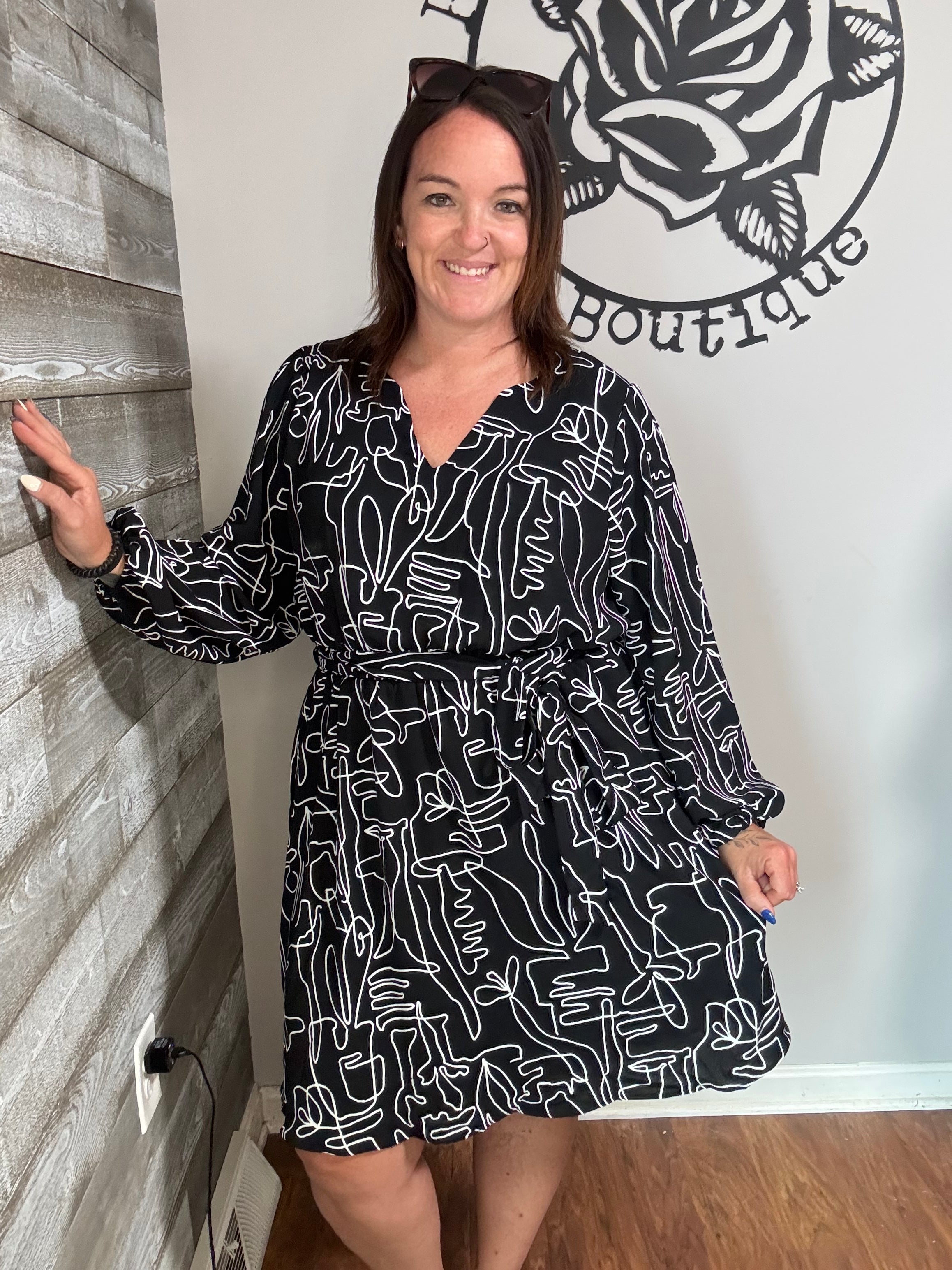 Black abstract print dress. 1x&2x