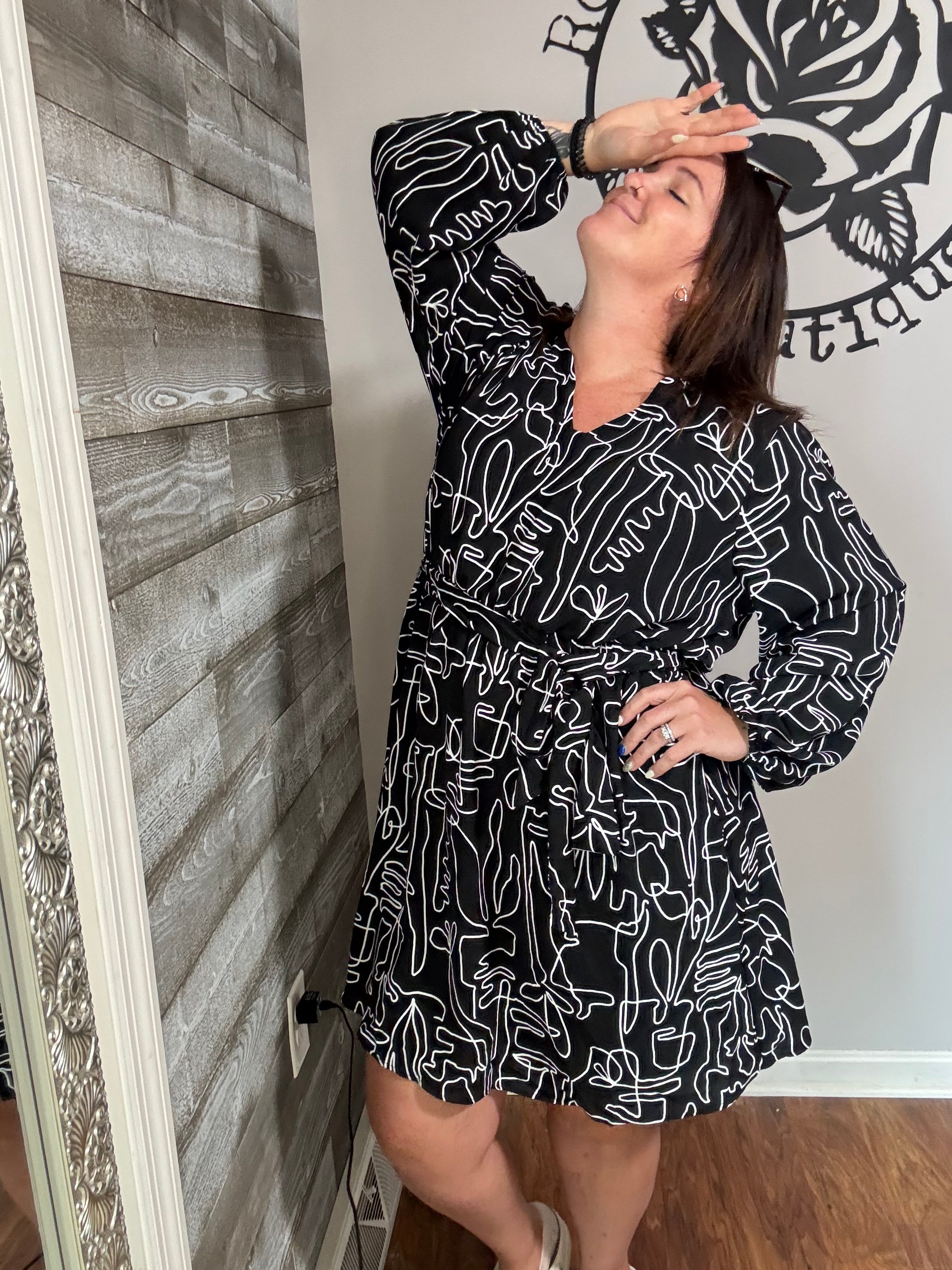 Black abstract print dress. 1x&2x