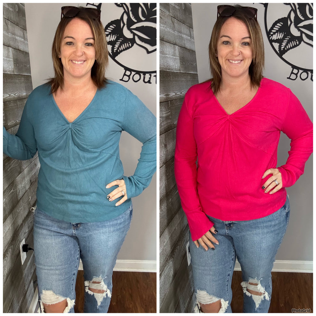 Ribbed cinched v neck top. Blue & Pink 2x